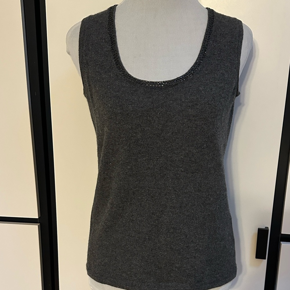 Bloomingdale's gray cashmere sleeveless top with sequins